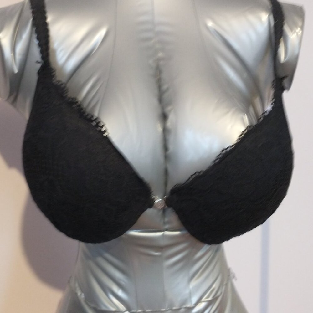 Bra - Picture 1 of 2